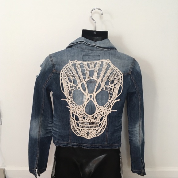 1st Kiss Jackets & Blazers - 1st Kiss sz medium denim jacket NWOT